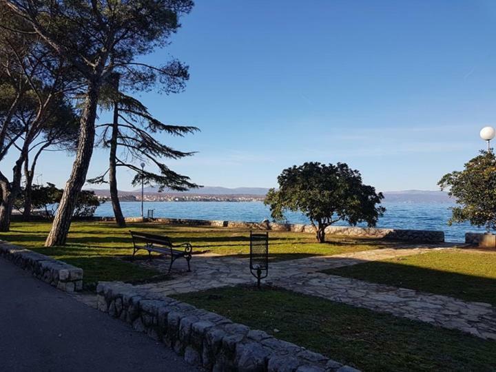 Apartments Mario Malinska Εξωτερικό φωτογραφία