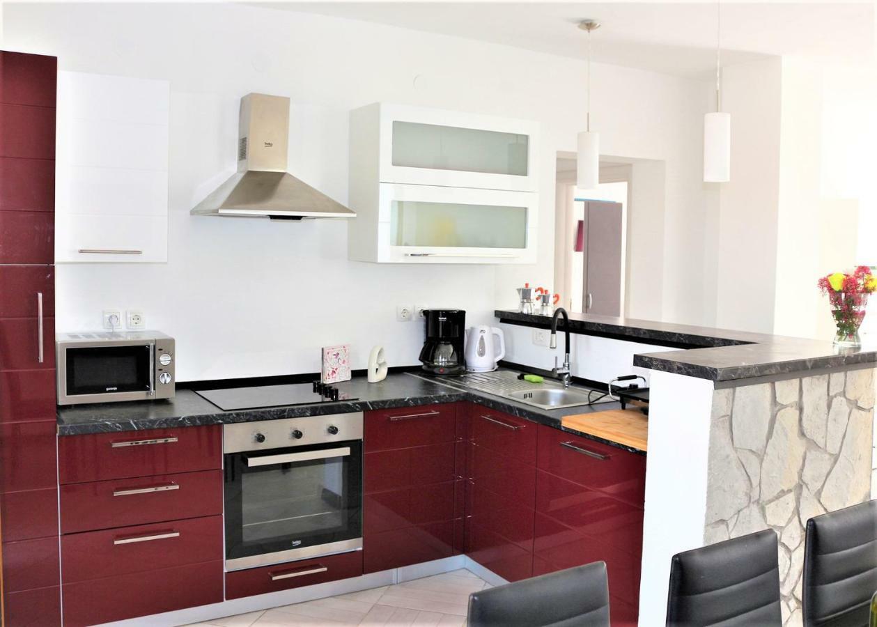Apartments Mario Malinska Εξωτερικό φωτογραφία