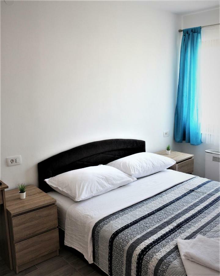 Apartments Mario Malinska Εξωτερικό φωτογραφία