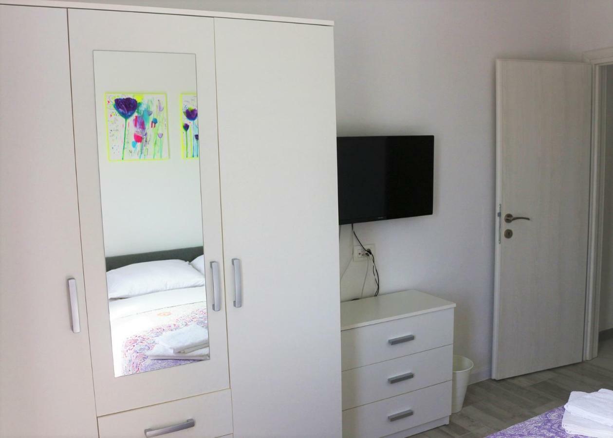 Apartments Mario Malinska Εξωτερικό φωτογραφία