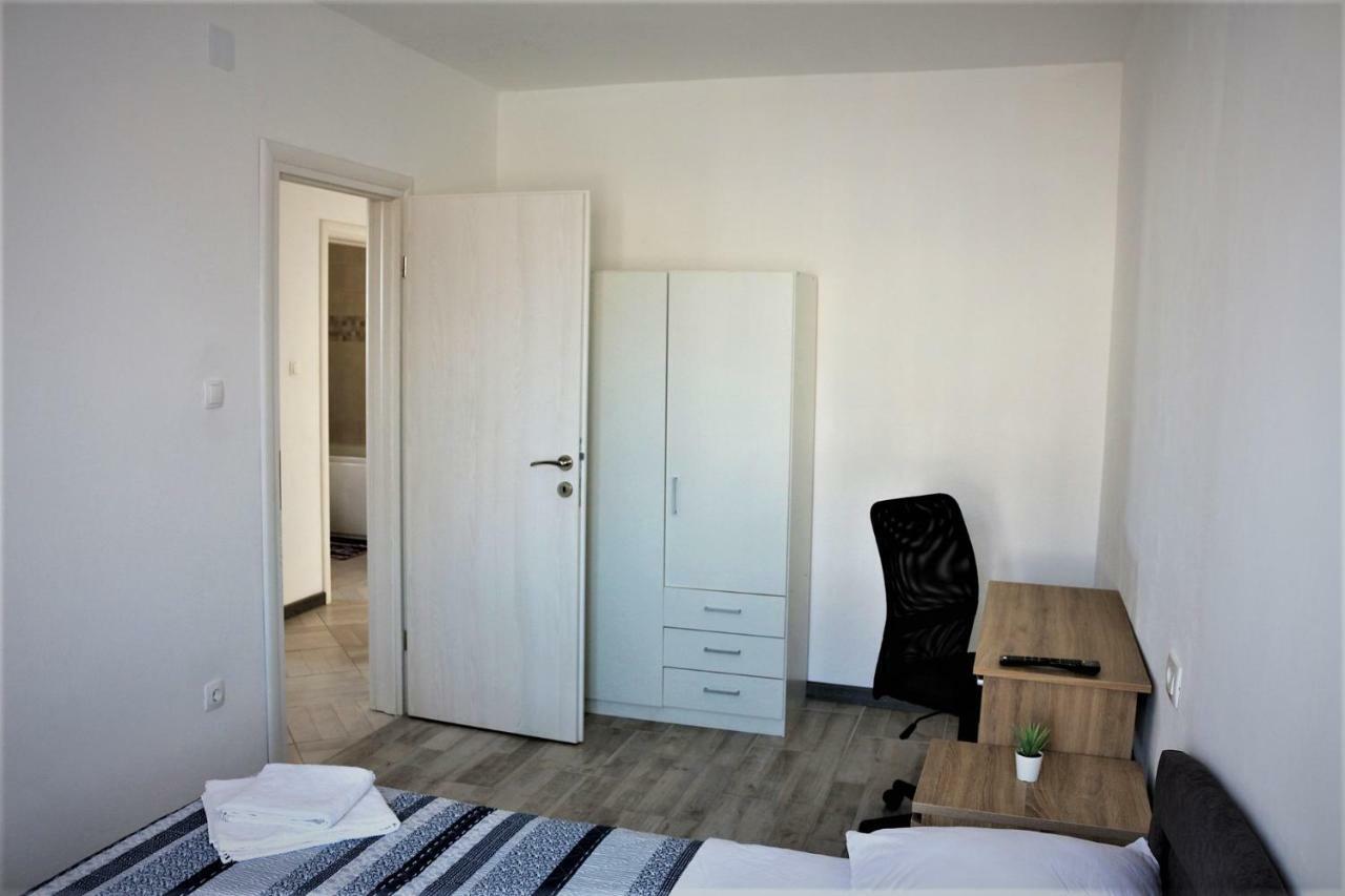 Apartments Mario Malinska Εξωτερικό φωτογραφία