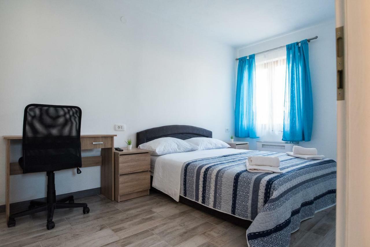 Apartments Mario Malinska Εξωτερικό φωτογραφία